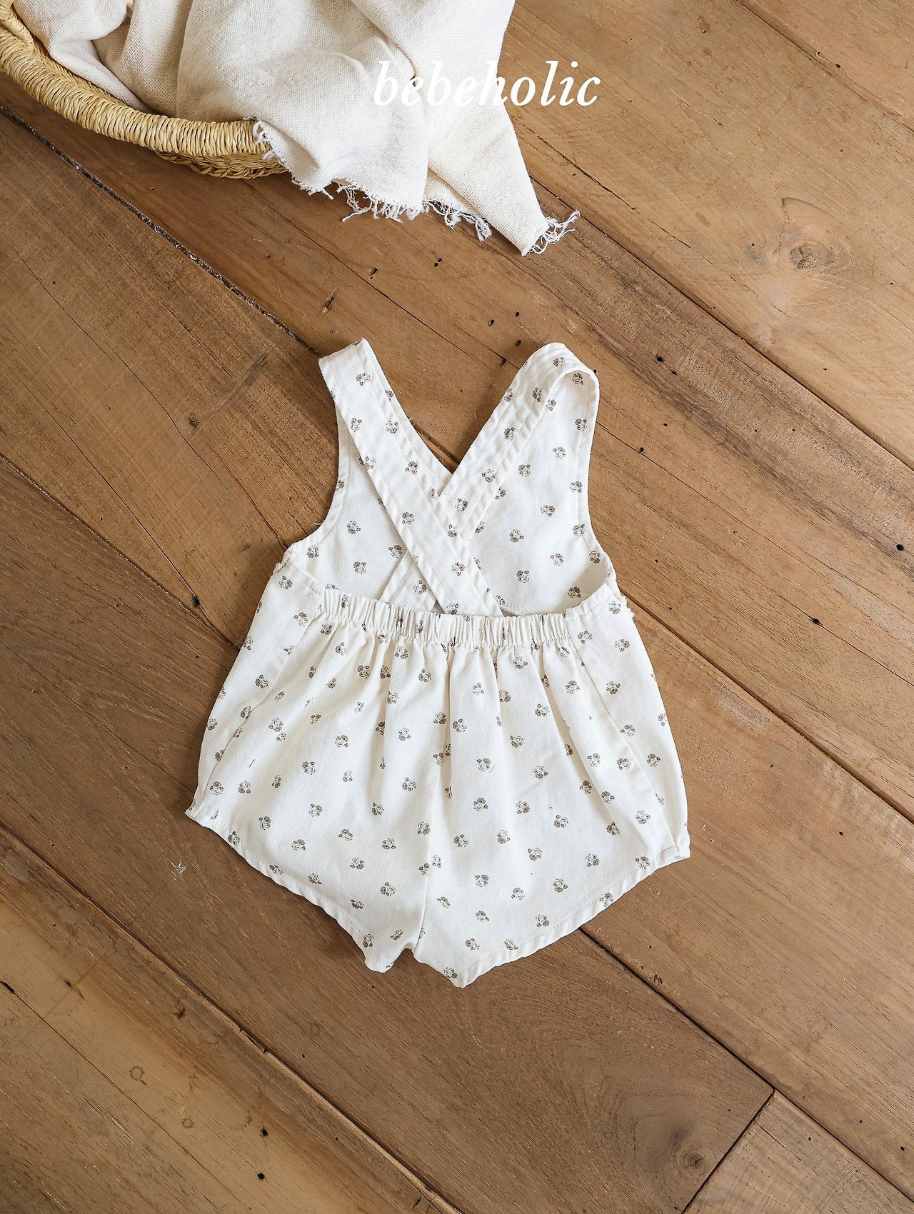 45.EveSuspenderRomper