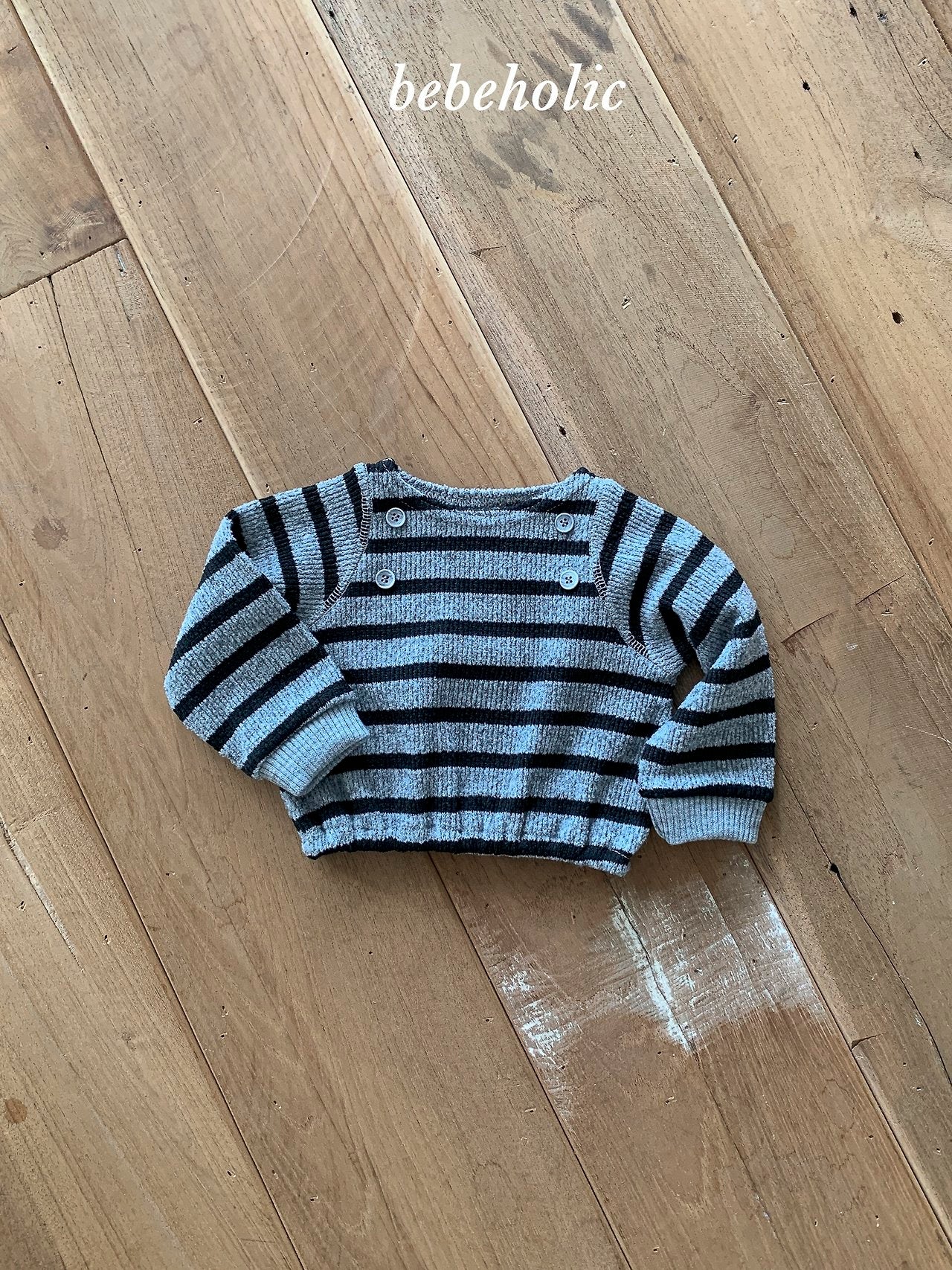 27.WoolDefSweatshirt