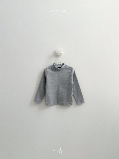 ［atomeme］plain turtleneck t-shirt