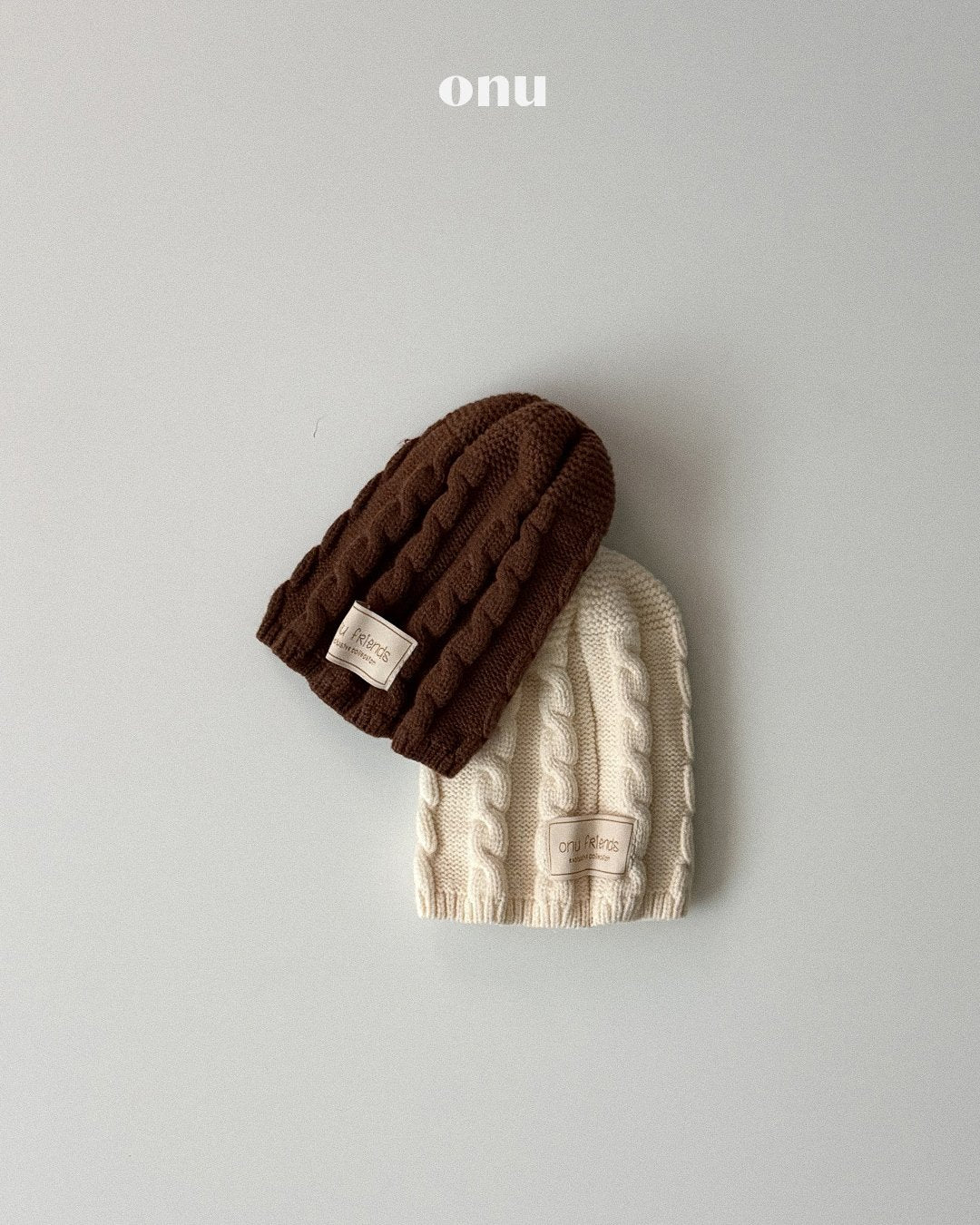 ［ONU］cable knit beanie