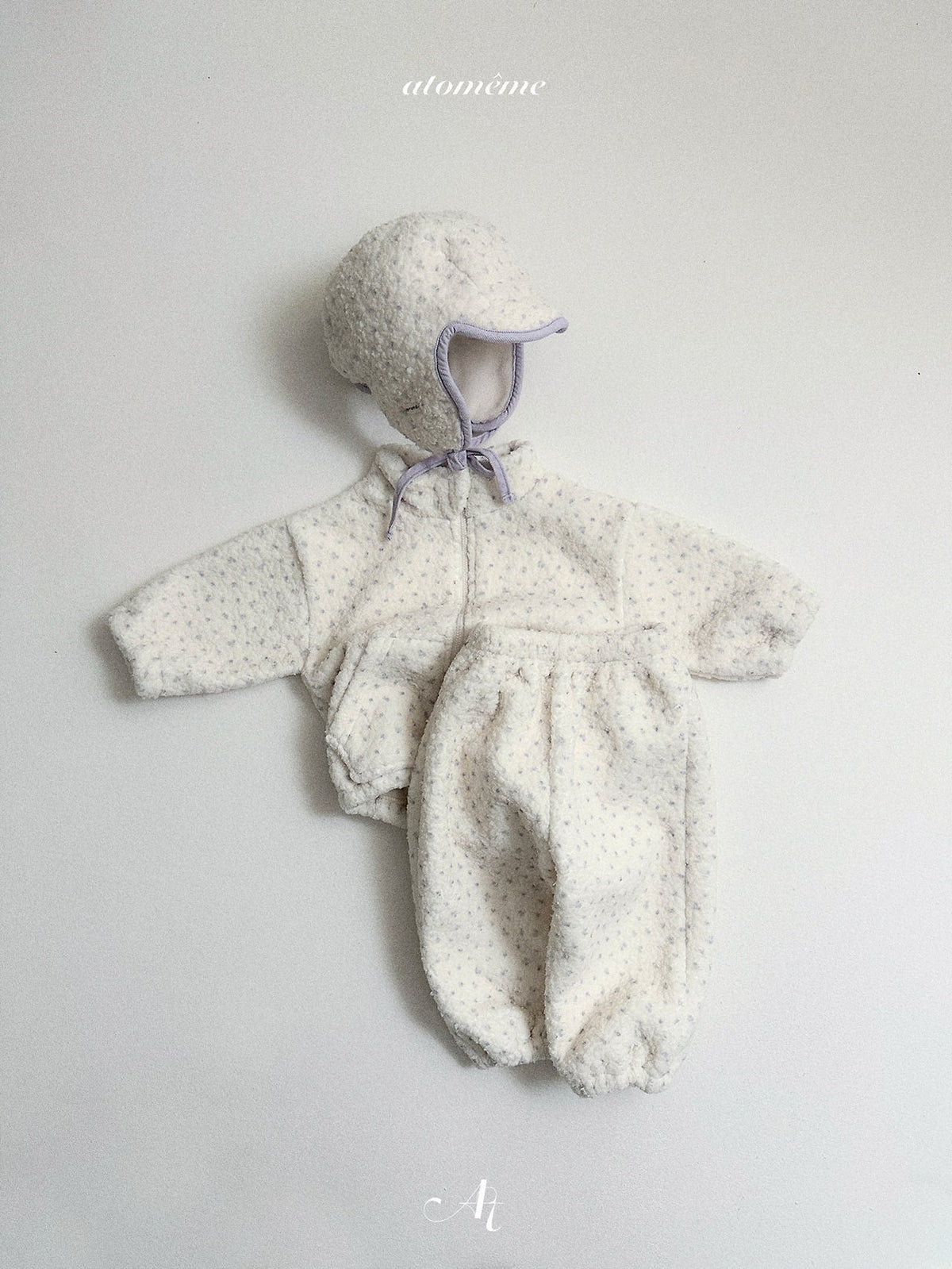 ［atomeme］teddy zip-up