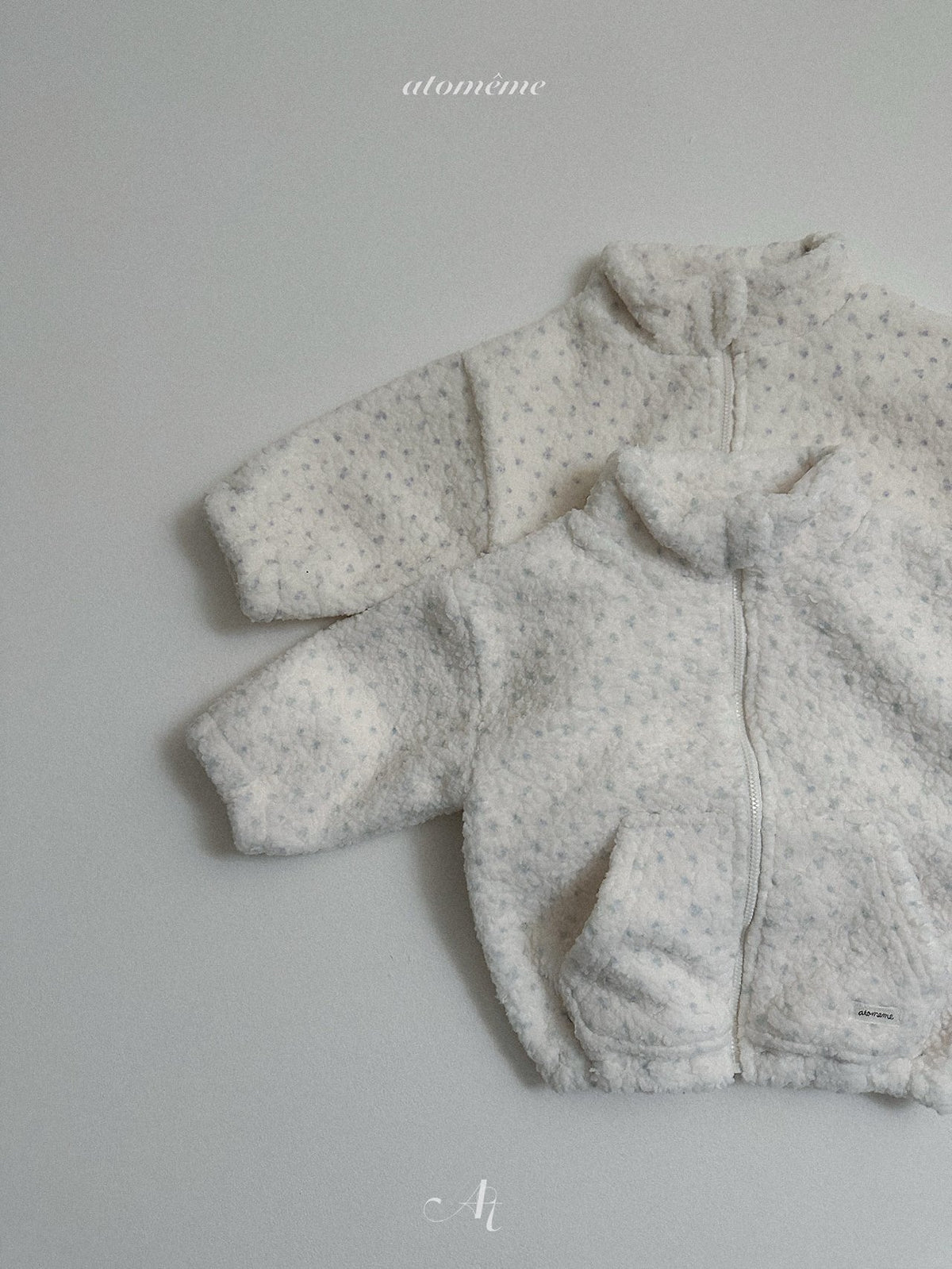 ［atomeme］teddy zip-up