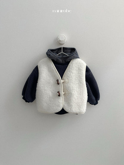 ［minirobe］boa fleece hooded sweatshirt