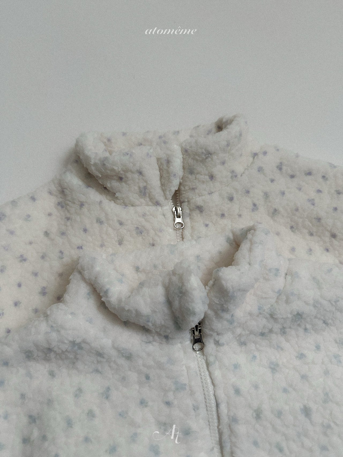 ［atomeme］teddy zip-up
