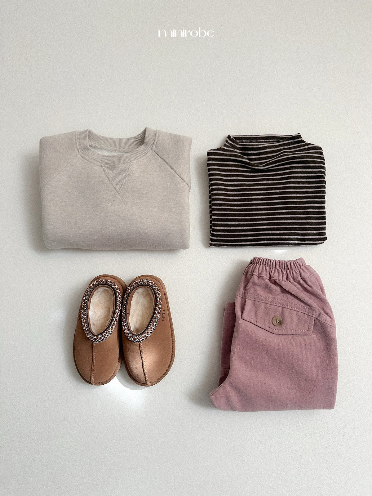 ［minirobe］raglan rounded sweatshirt