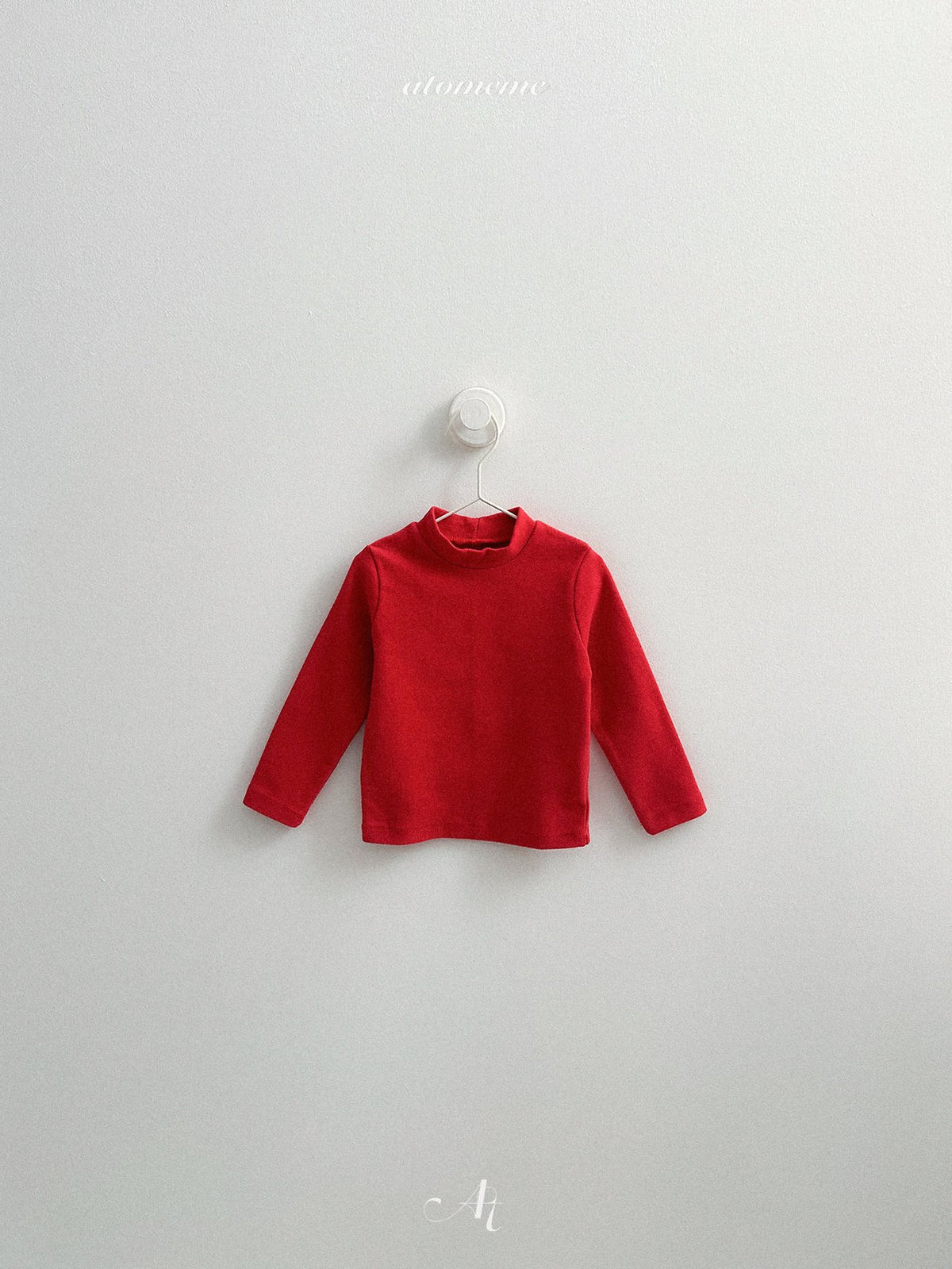 ［atomeme］plain turtleneck t-shirt