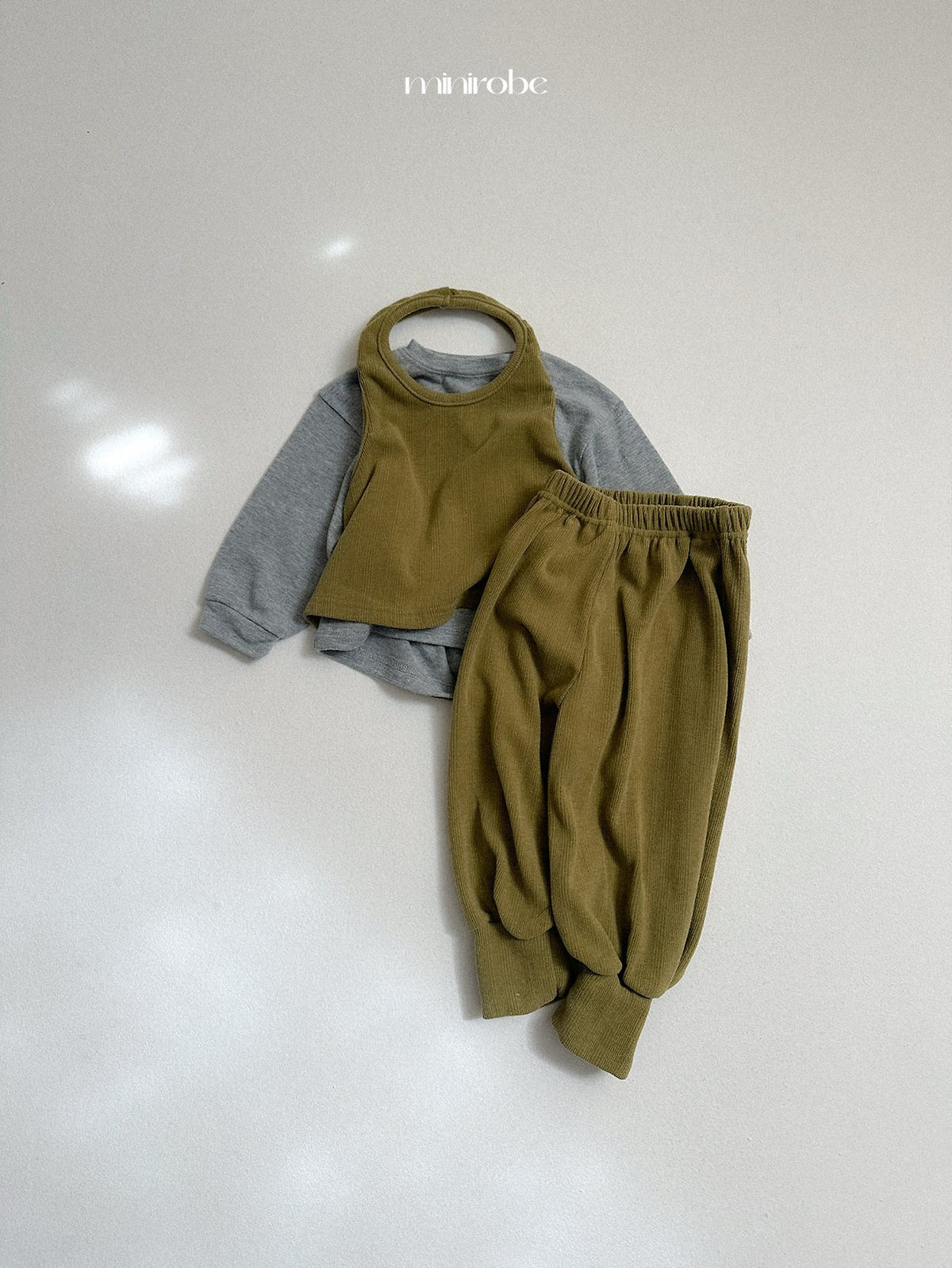 ［minirobe］loose basic t-shirt