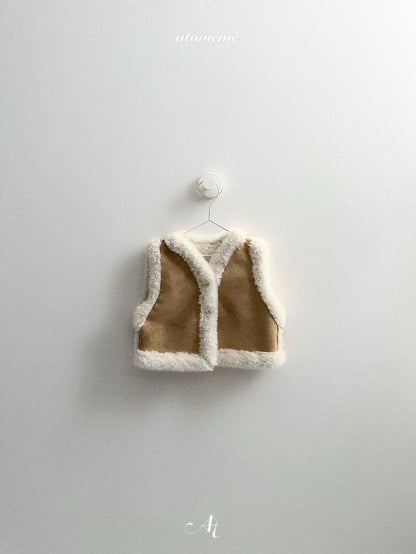 ［atomeme］reversible mustang vest