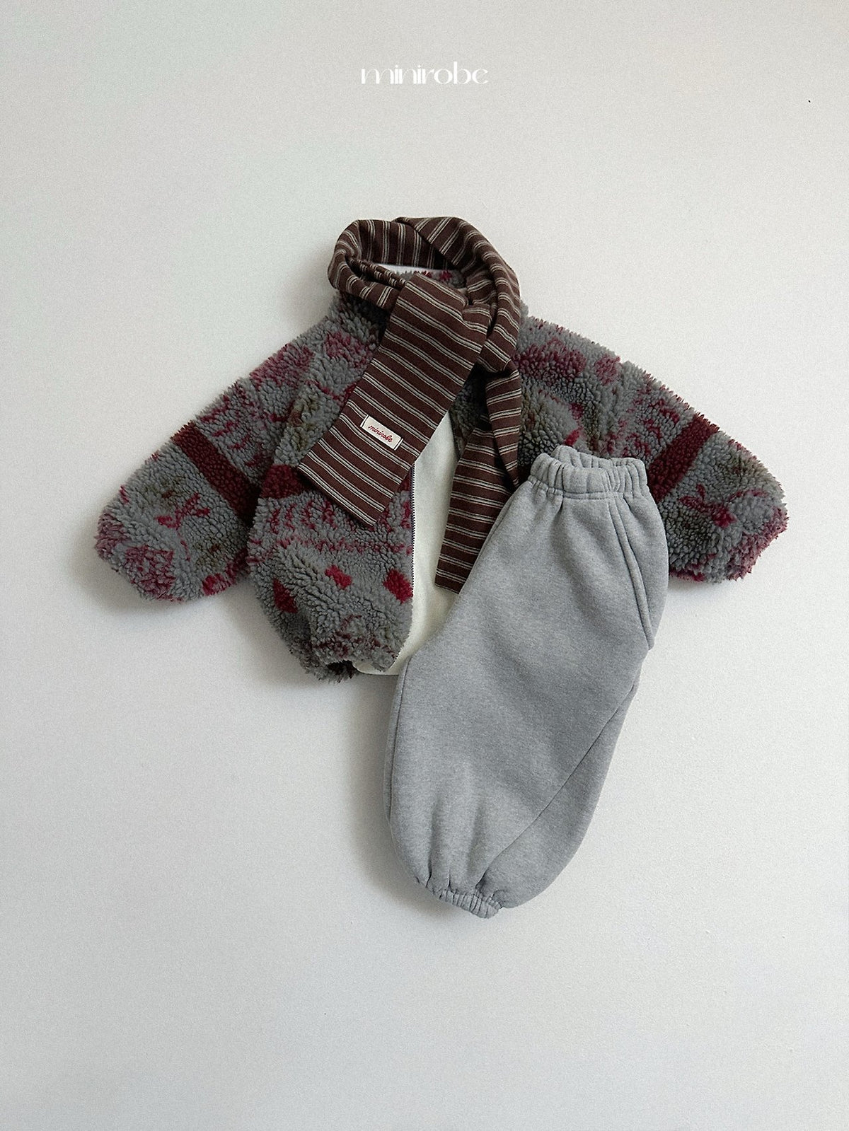 ［minirobe］kao muffler