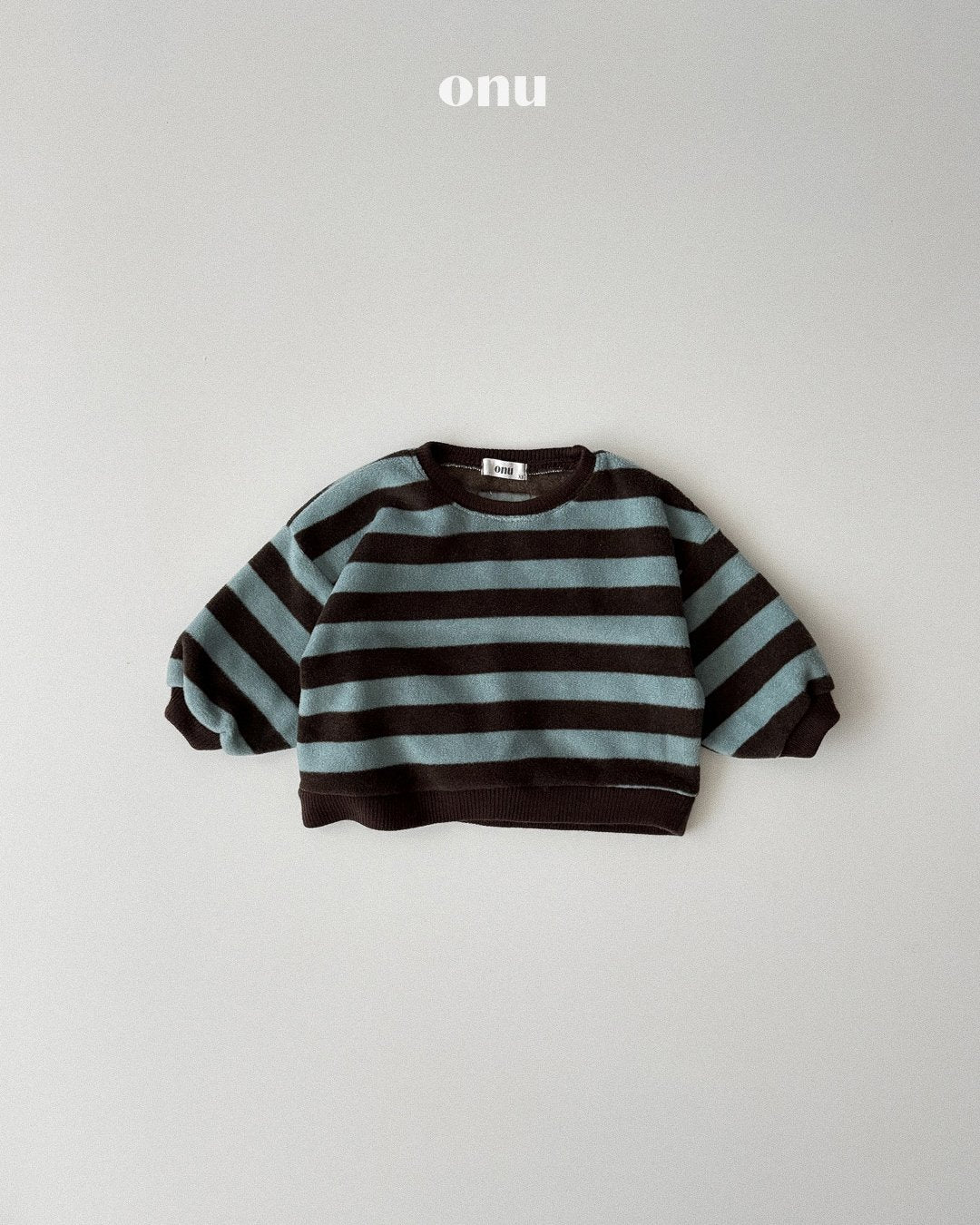 ［ONU］big stripe sweatshirt