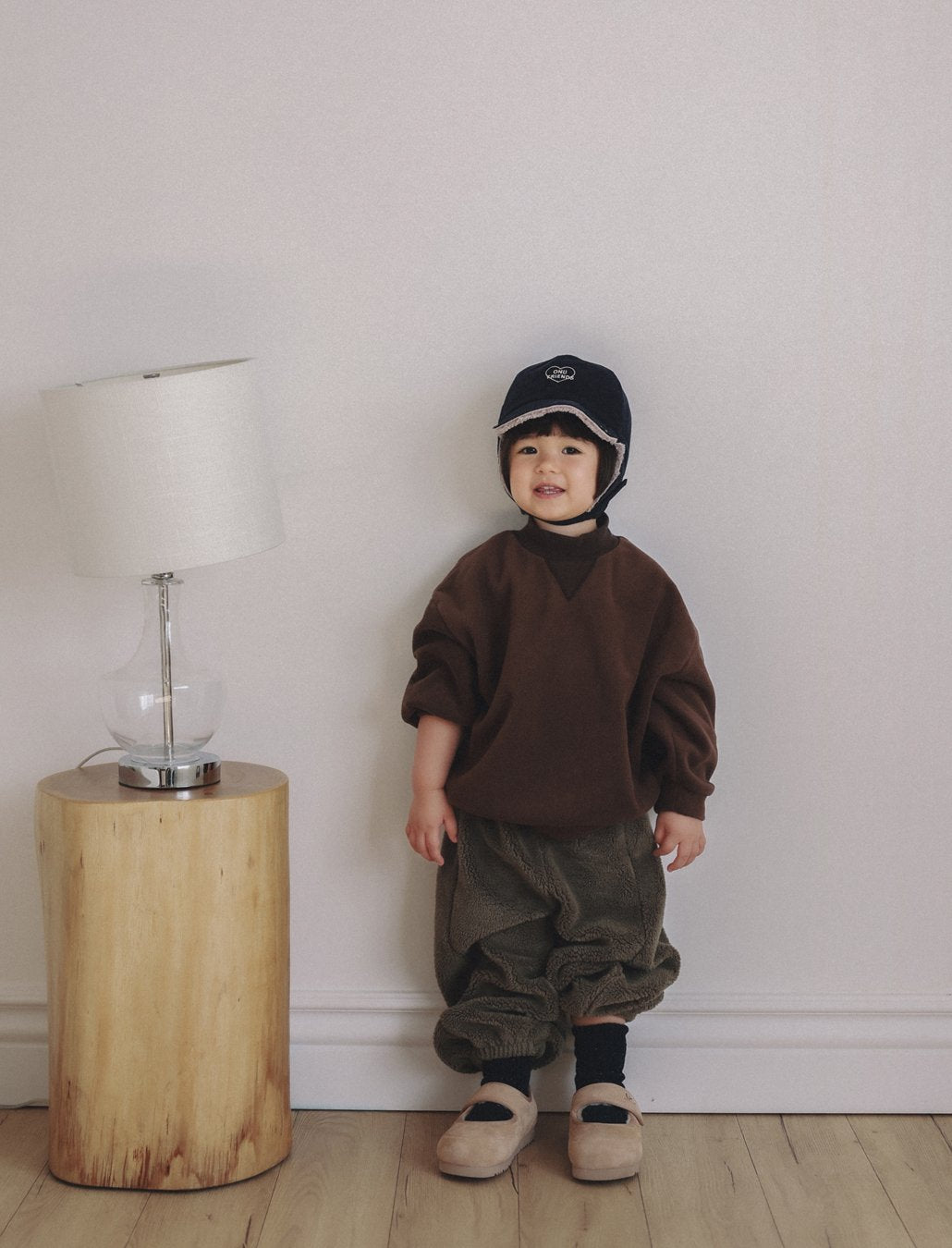 ［ONU］triangle neck sweatshirt
