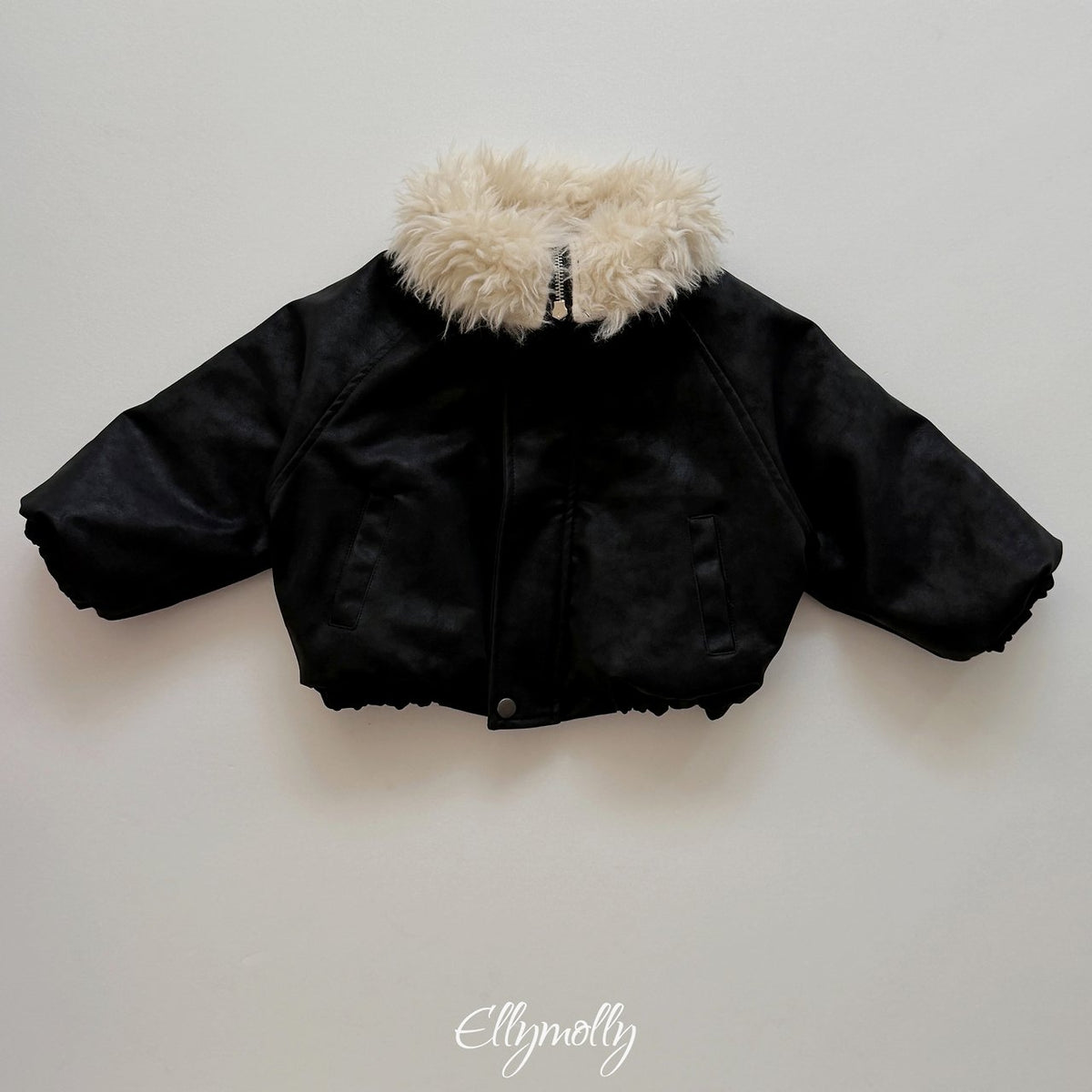 ［ellymolly］big collar shearling jumper