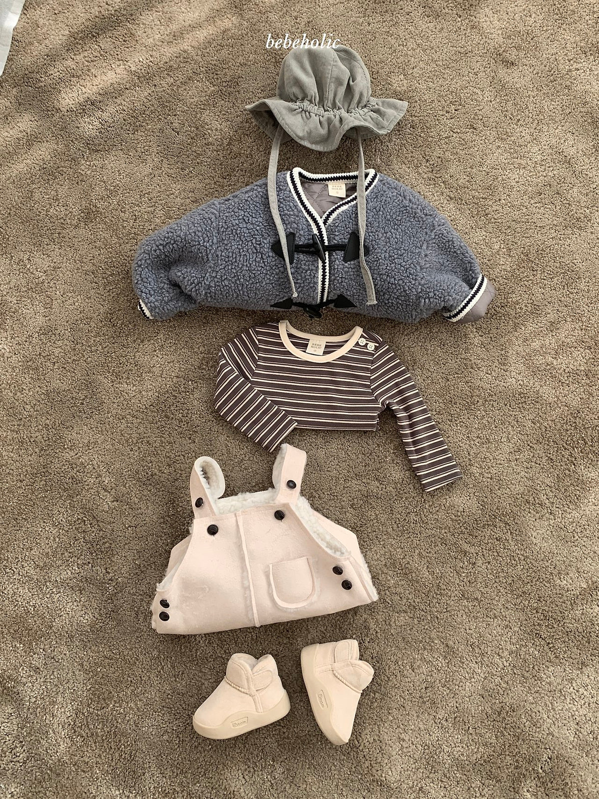 ［bebeholic］moose suspender suit